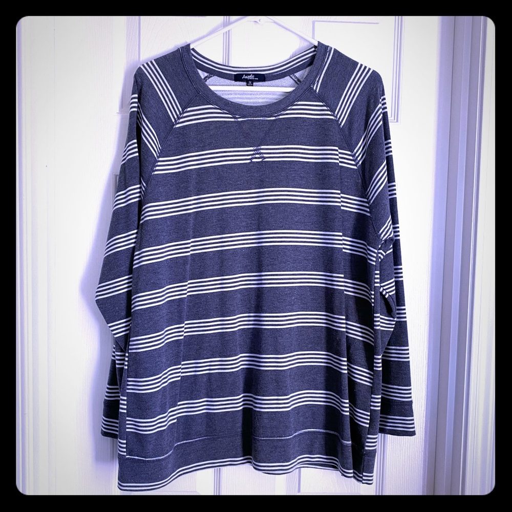 Angels Crew Neck Shirt